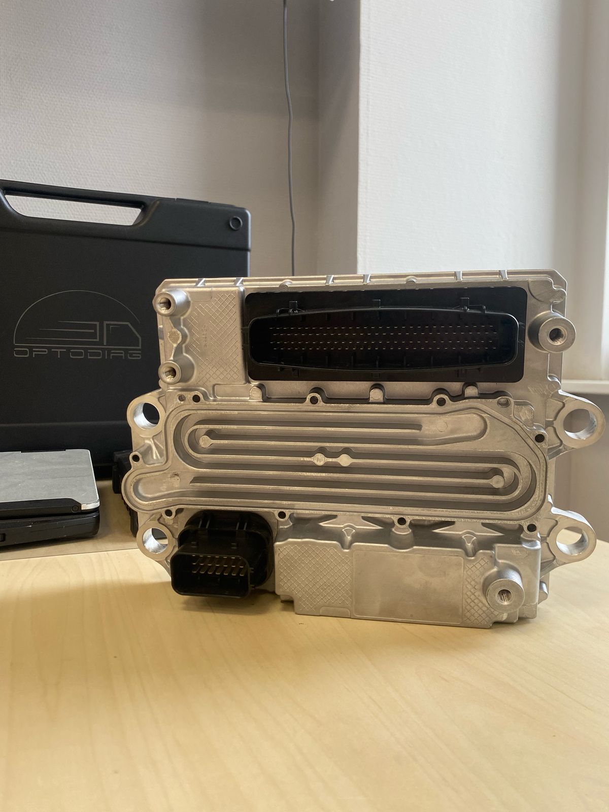 Mercedes-Benz MCM2.1 D5 блок управления двигателем A 002 446 50 35 /001