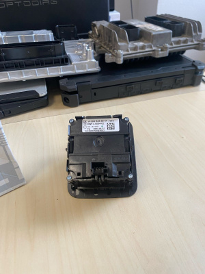 Mercedes-Benz Модуль стояночного тормоза A 000 545 39 44